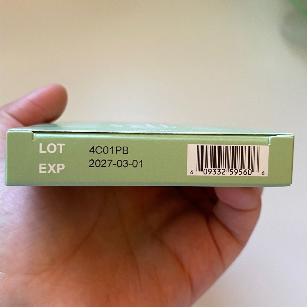 E.L.F. Skin Pimple Patches - Picture 4 of 4